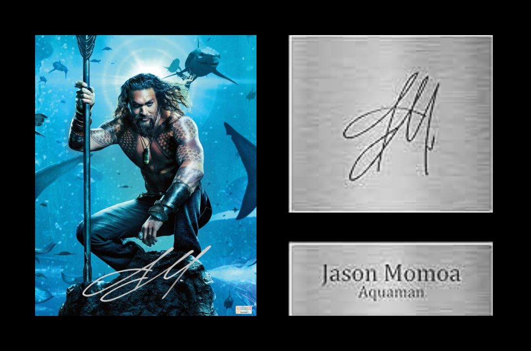 Momoa Autograph